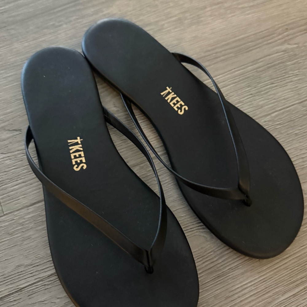 Tkees Lily Liners sandals in black